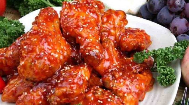 Ayam Goreng Pedas Manis ala Korea