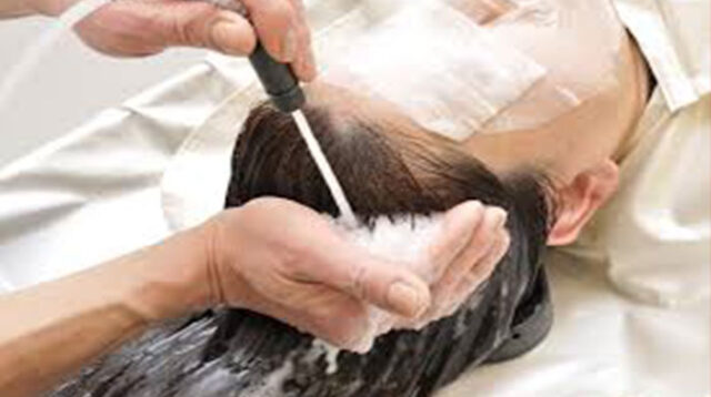 Gunakan Beberapa Cara Berikut buat Mengatasi Rambut Rontok