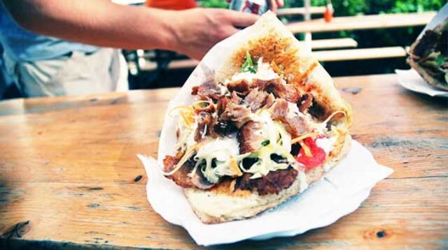 Makanan Kebab Nikmatnya Hidangan Timur Tengah