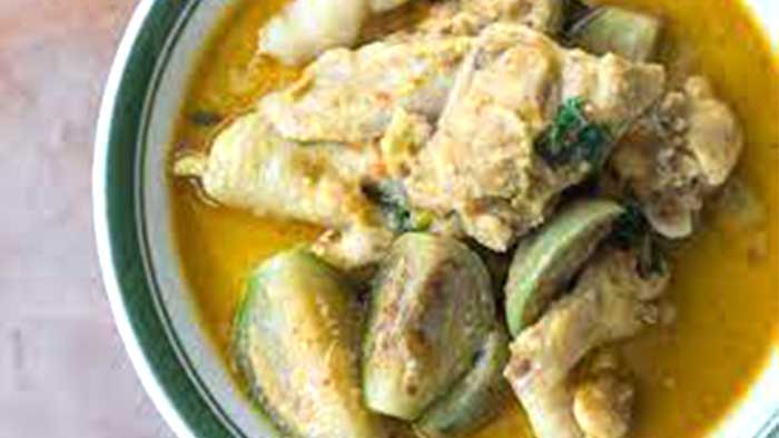 Resep Opor Ayam Kuning Spesial Lebaran